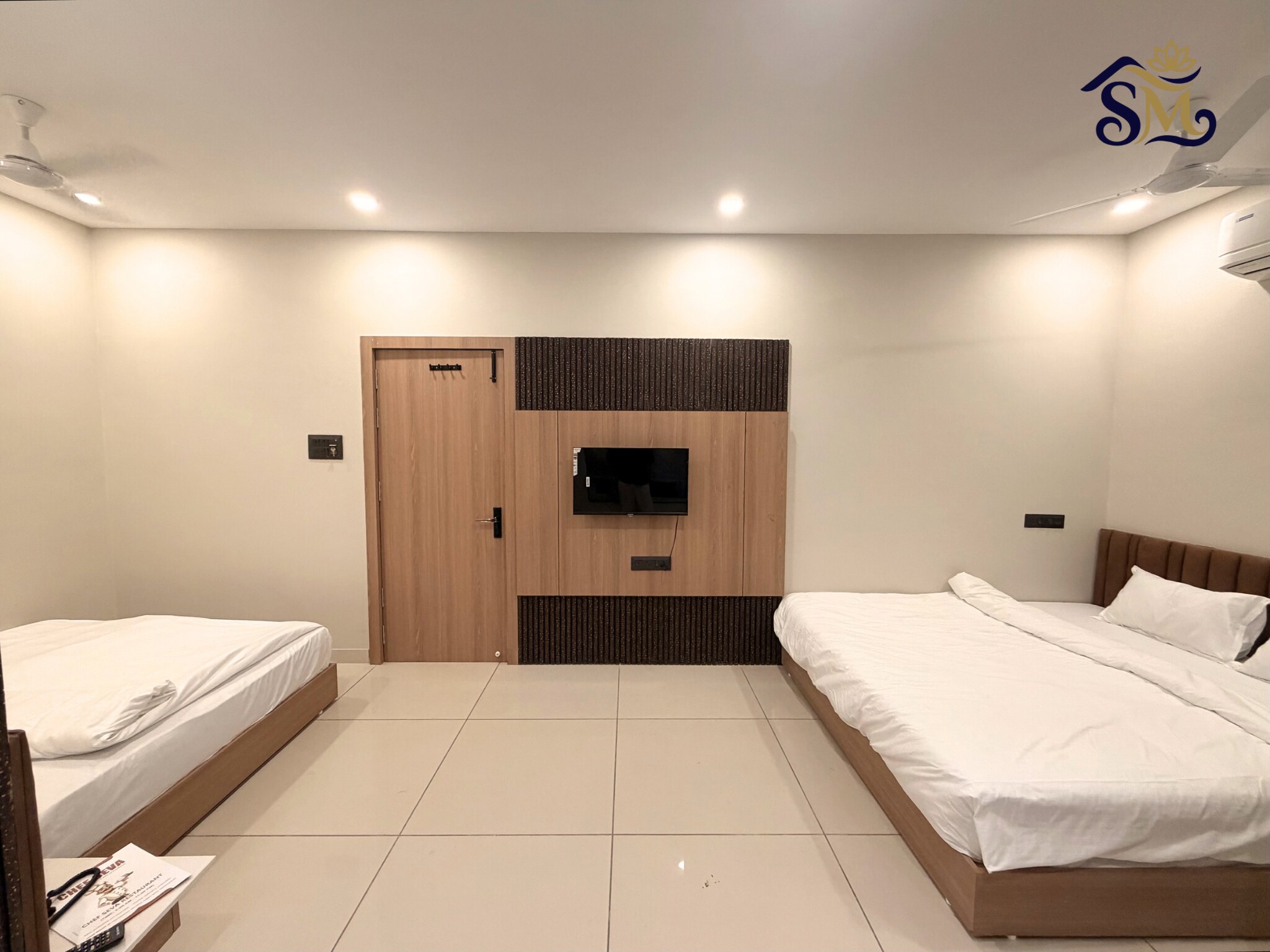 Hotel Shree Maya Comfort Inn - Tap to explore photos