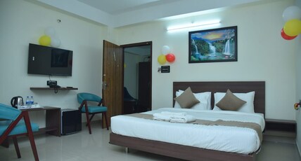 THE HOTEL CROWN CASTLE & REAL SWAD Room Type - Super Deluxe