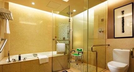 Hilton Xiamen Room Type - KING ACCESSIBLE ROOM