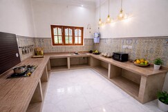 Luxury Private Villa with Lawn Next to Expo Mart