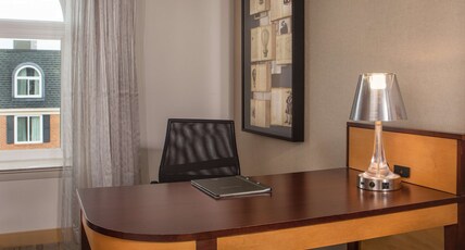 Hilton Wilmington/Christiana Room Type - 2QN MOB HEARING ACC W TUB