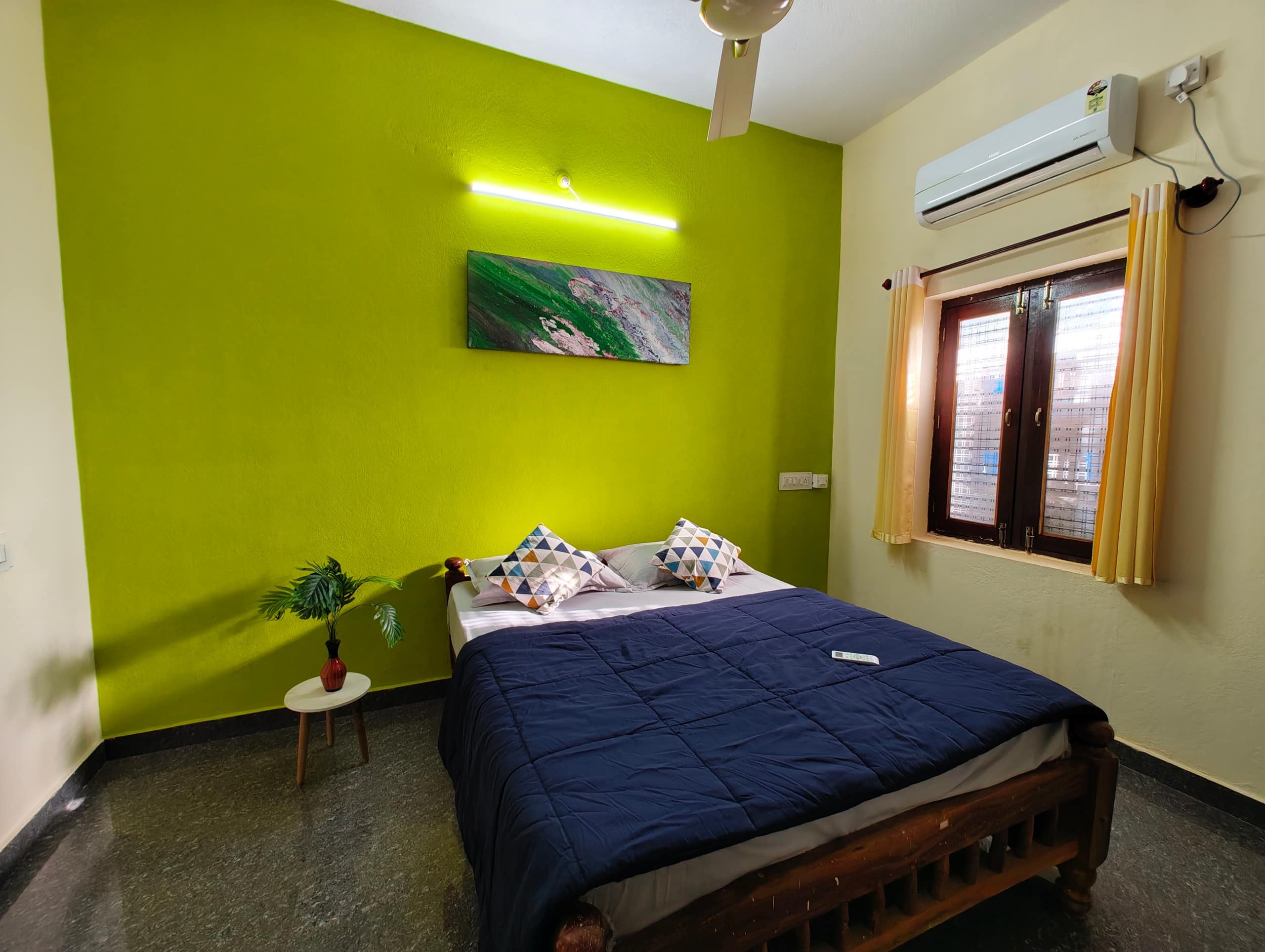 Hamsa 3BHK AC Farmstay 8kms from Palace 55 TV - Tap to explore photos