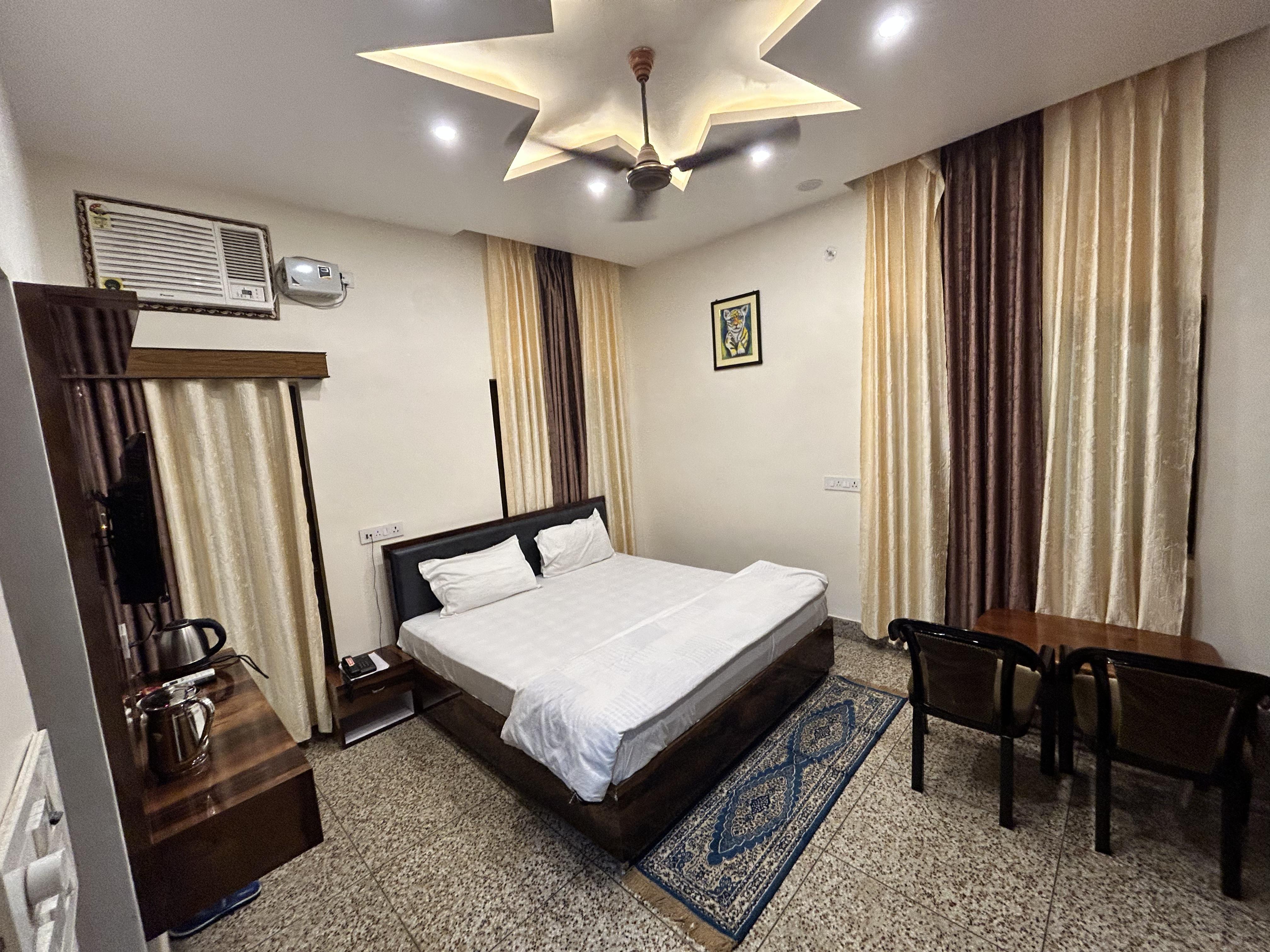 Kalash Homestay - Tap to explore photos