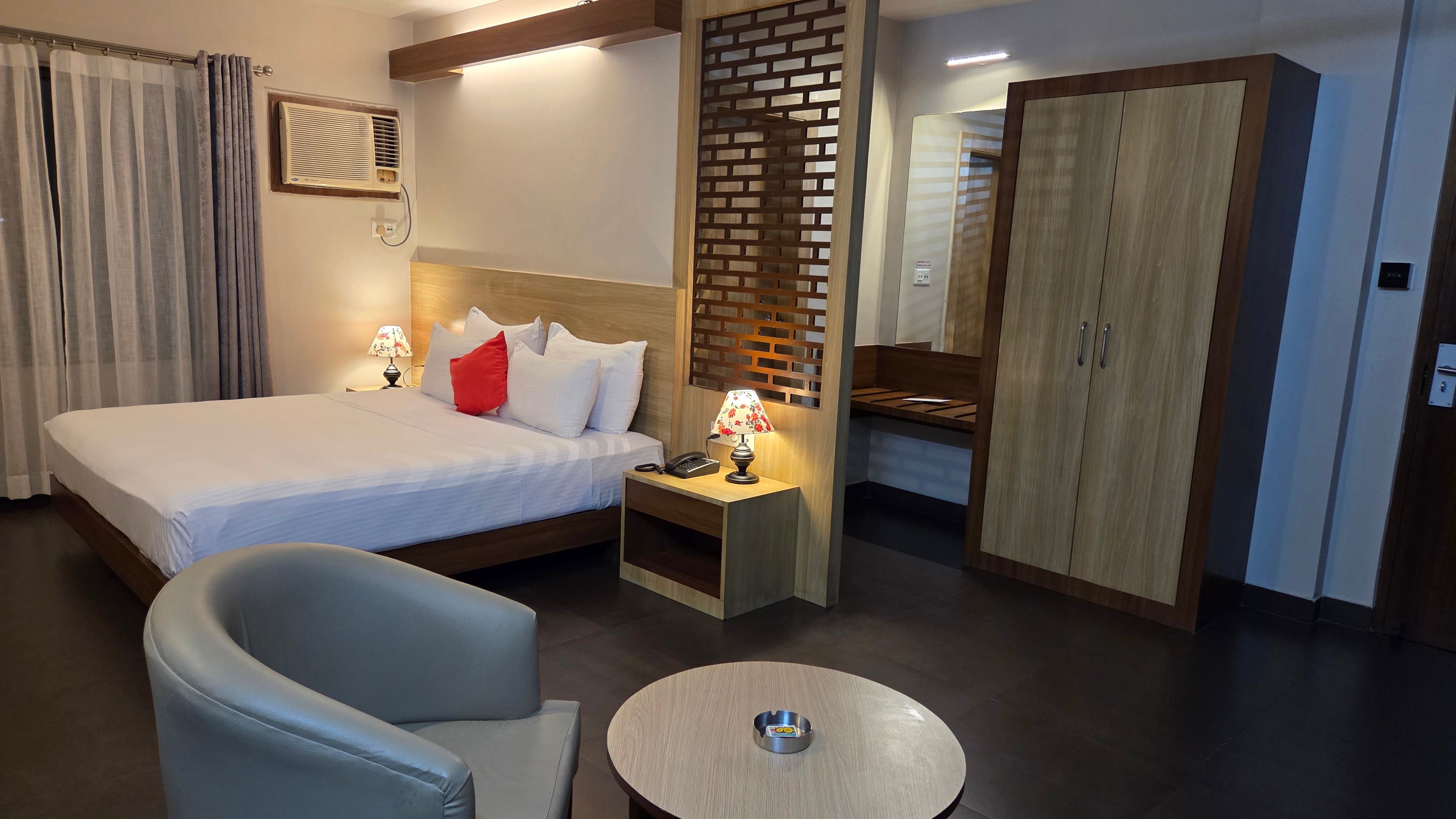 Hotel Gulmohar Grand - Tap to explore photos