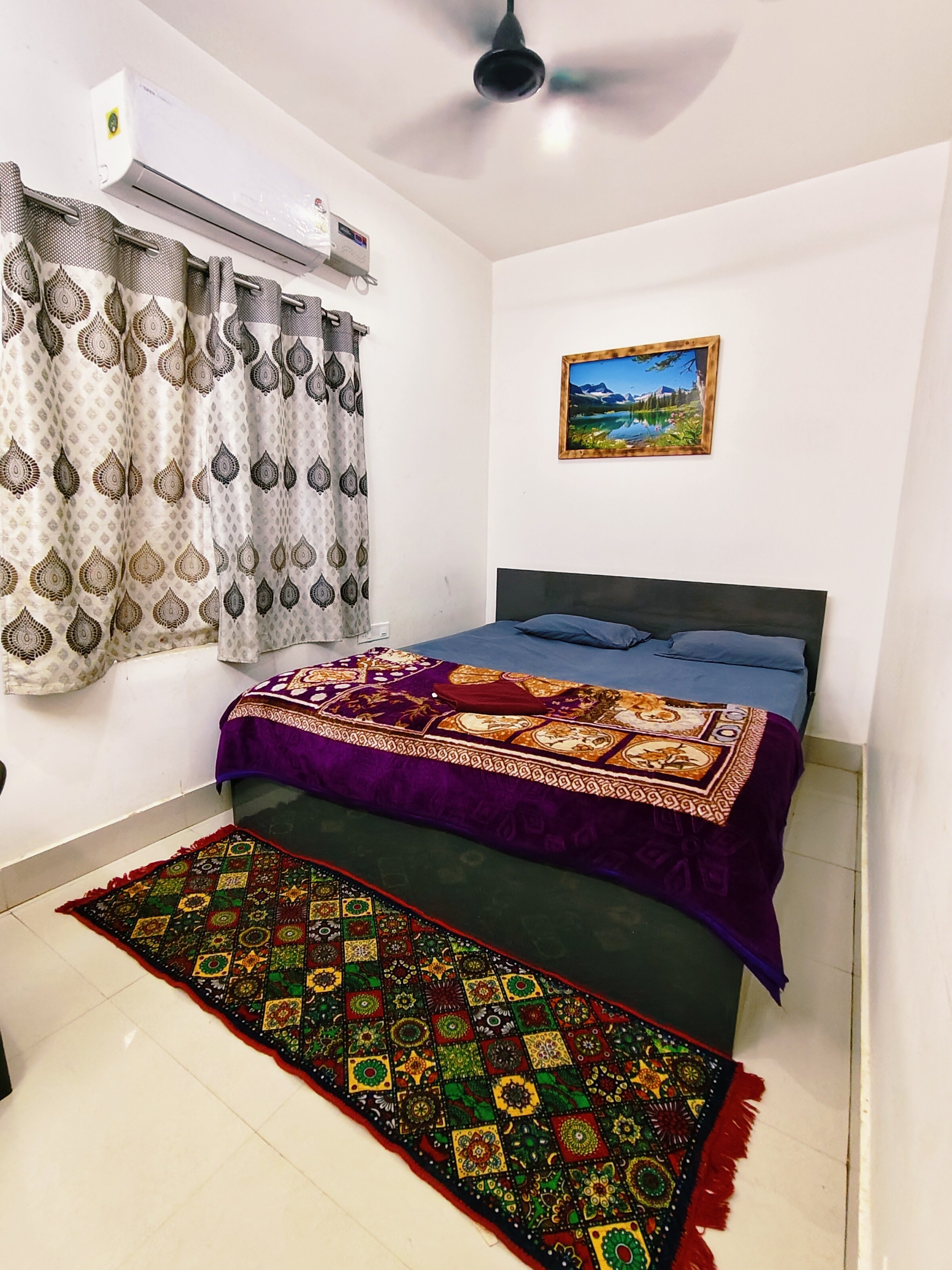 Hezitt Stays | 1KM From AIIMS Hospital - Tap to explore photos
