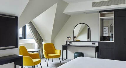 Leonardo Hotel Dublin Christchurch Room Type - Executive Room with King Bed Leonardo Hotel Dublin Christchurch Room Type - Executive Room with King Bed