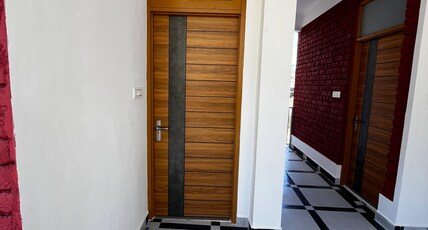 Shiva Dhuru Guest House & Cafe Room Type - Room No 2