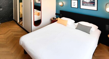 ibis Styles Dijon Central Room Type - Smart room with a double bed