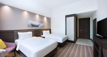 Hampton by Hilton Dubai Airport Room Type - TWIN FAMILY ROOM NS