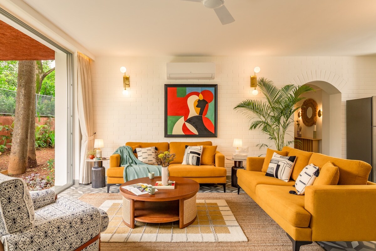 ElVolar Bright Contemporary 2BHK Apartment (03) - Tap to explore photos