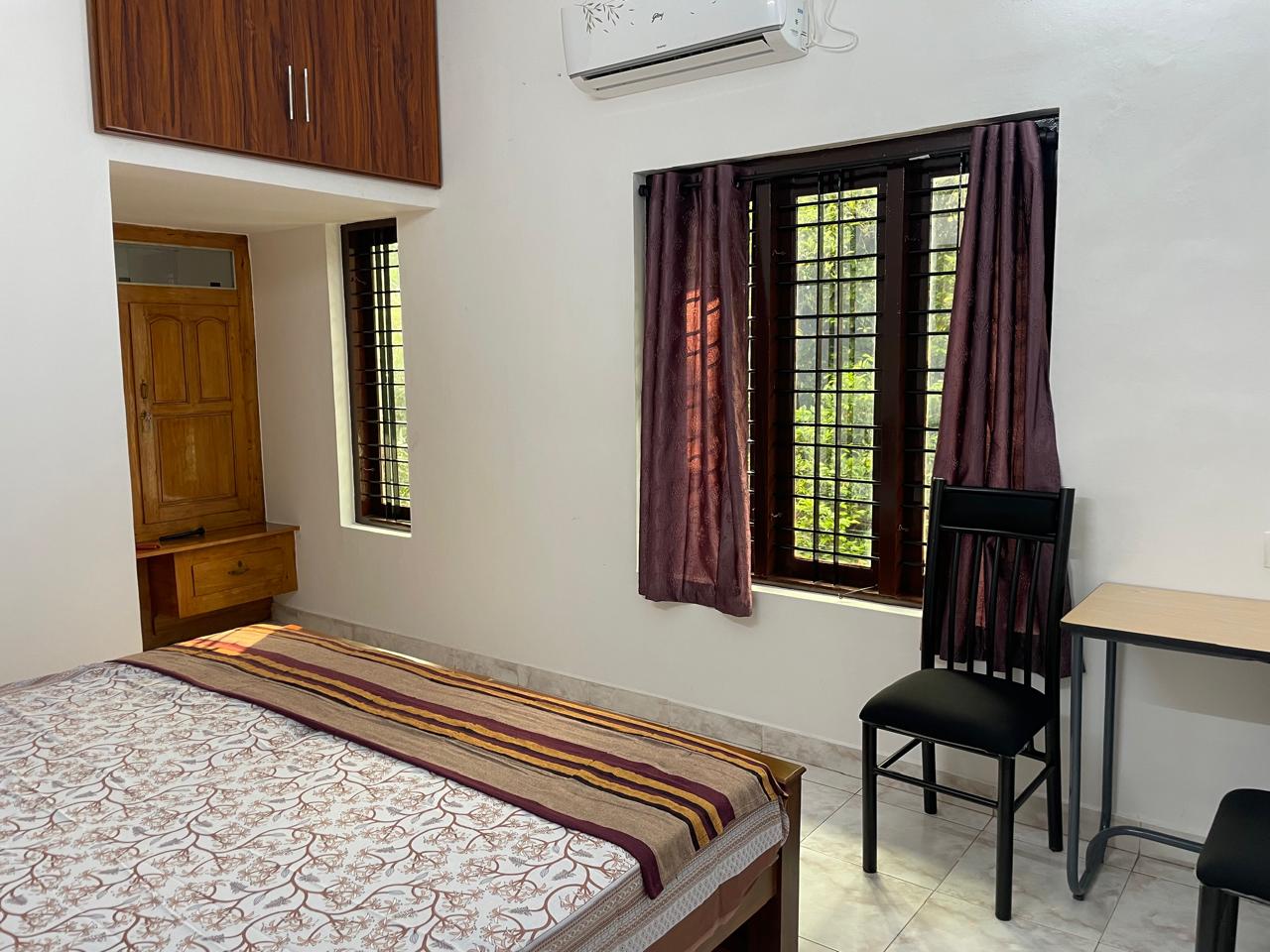 Temple Courtyard Homestay - Tap to explore photos