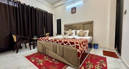 Hotel Bhavana Bhawan Room Type - Deluxe Room