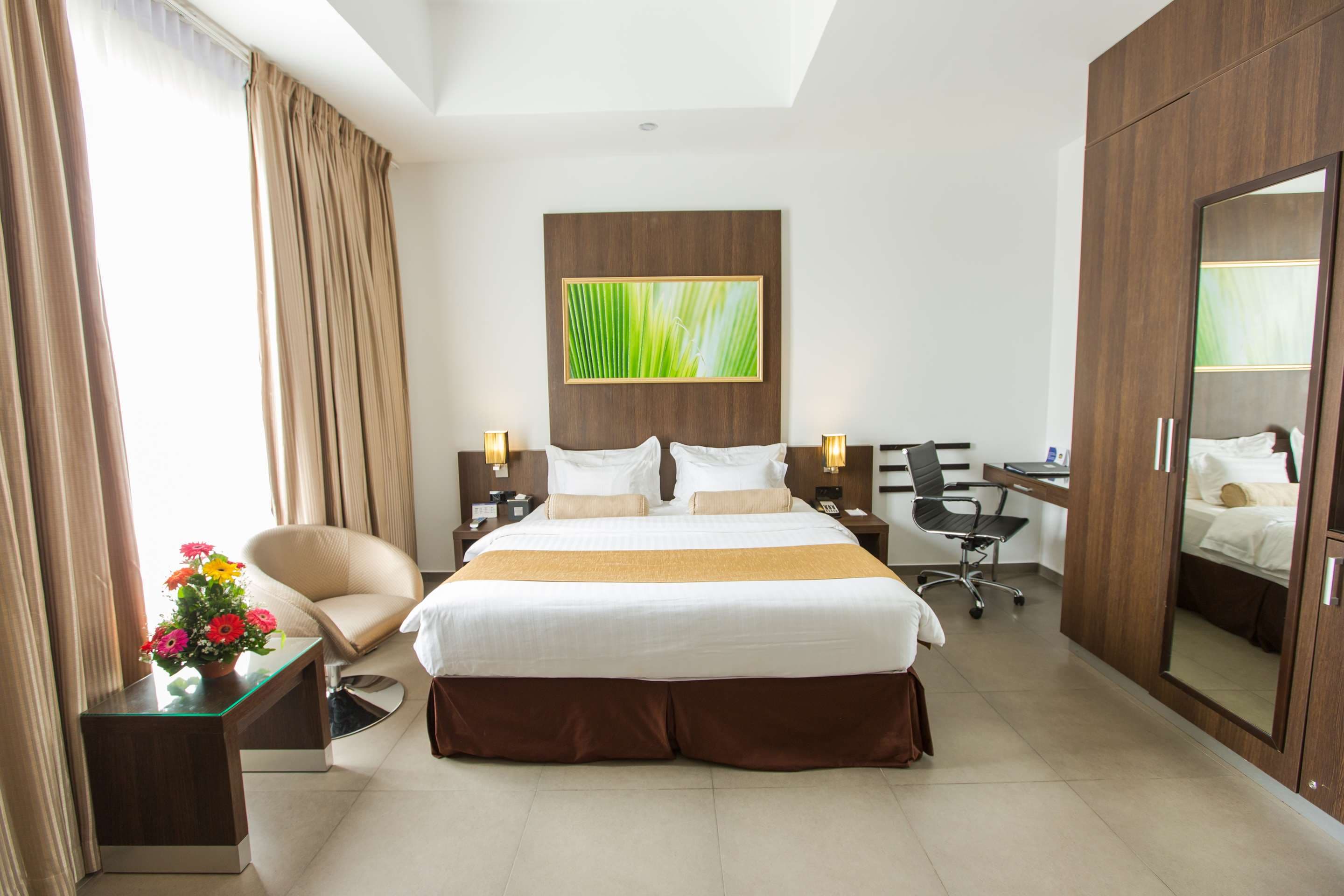 Best Western Elyon Colombo - Tap to explore photos