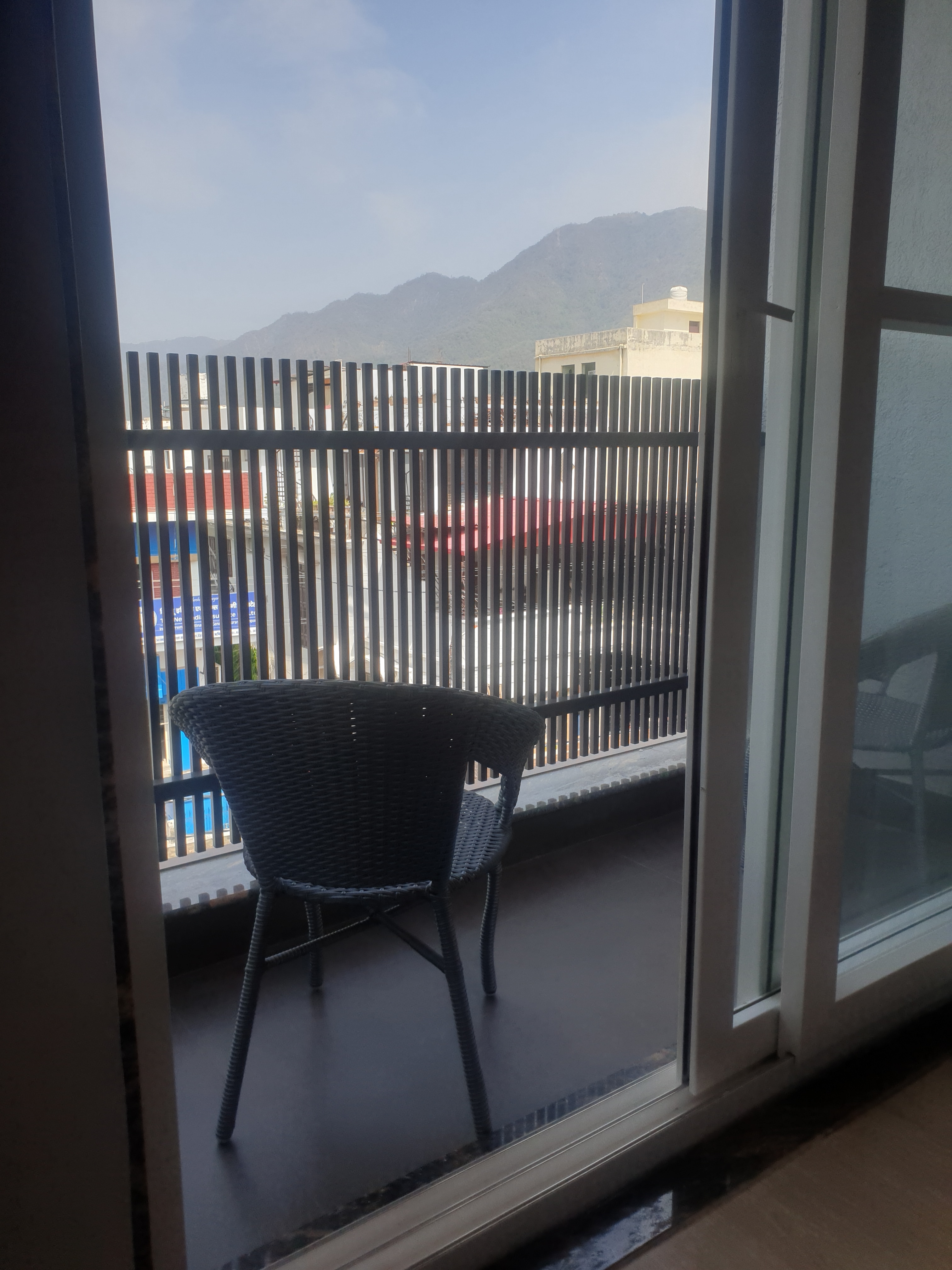 Hotel Azul Ganga @ 200m from ISBT Rishikesh - Tap to explore photos