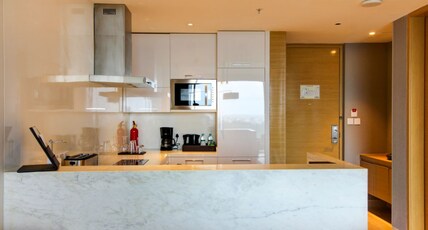Marriott Executive Apartments Hyderabad Room Type - 01 BHK Apartment with Bathtub and Balcony - includes Breakfast - 915 sqft Marriott Executive Apartments Hyderabad Room Type - 01 BHK Apartment with Bathtub and Balcony - includes Breakfast - 915 sqft