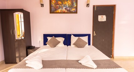 Colours Fly Hotel Room Type - Executive Suite Pool View
