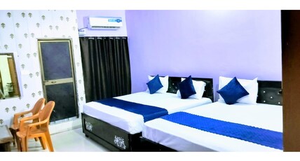 Premshi Guest House Room Type - Deluxe Four Bed Room
