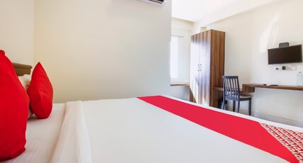 Hotel O Elite Spaces Puppalaguda Room Type - Classic