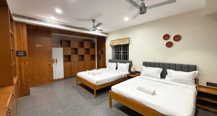 Hotel Navas Inn Kolhapur Room Type - Family Room With 2 King Beds