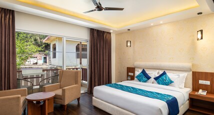 Hotel The Chabal Room Type - Super Deluxe Room With Balcony (No View)