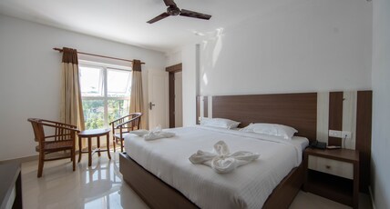 LILLY RIBERA RESIDENCY Room Type - Deluxe Double Bed Room