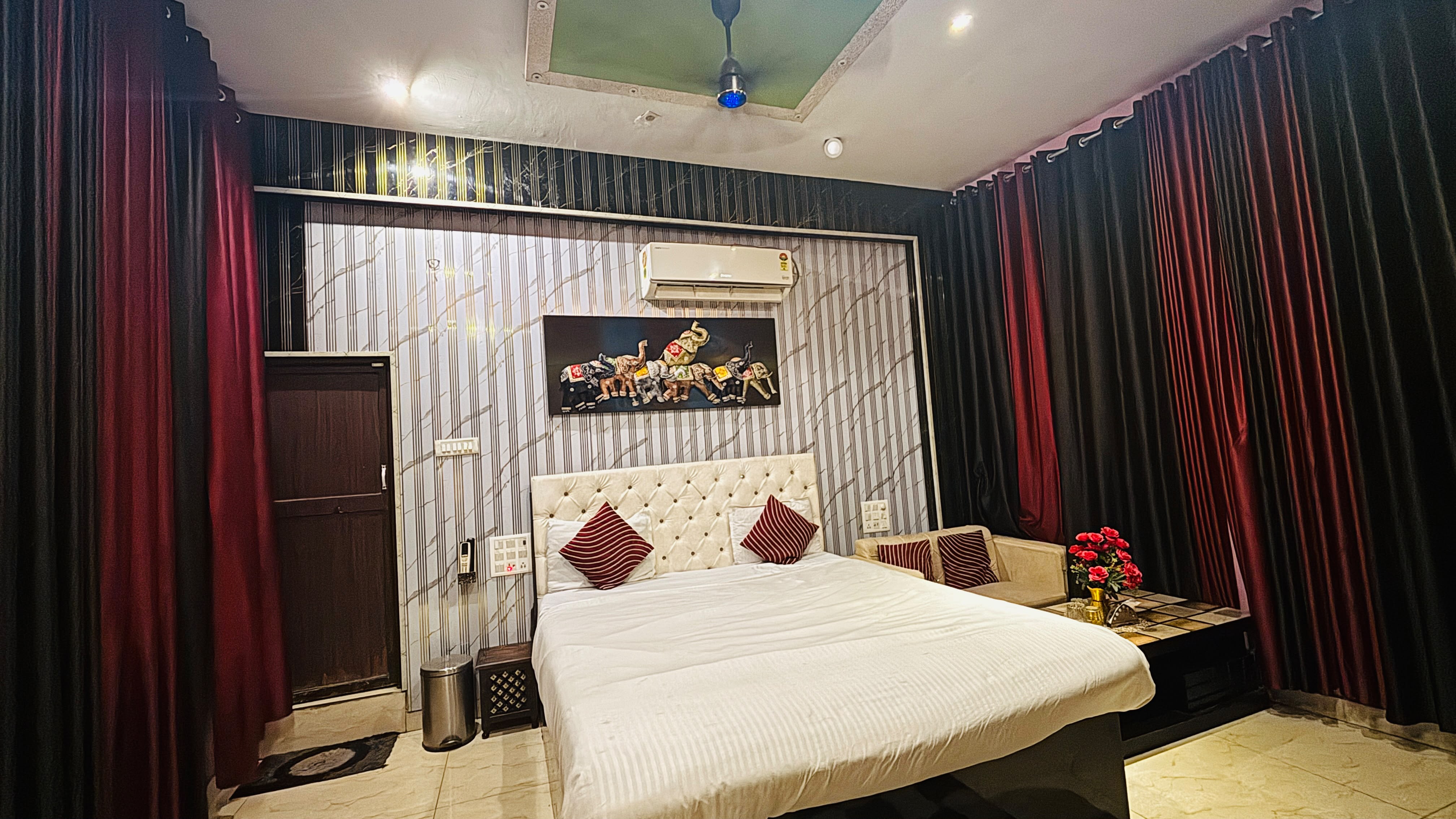 Hotel Vidhata Palace Nawada Railway Station - Tap to explore photos