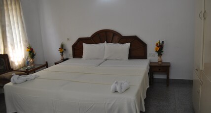 Hotel Marine Palace Room Type - Marine - Non AC