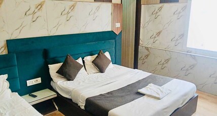 Hotel O euro 98 Room Type - Classic