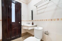 Collection O District 10 Near Van Hanh Hospital Formerly Lan Rung Hotel