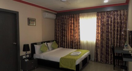 Stay Inn Room Type - Deluxe AC Room with Work Desk