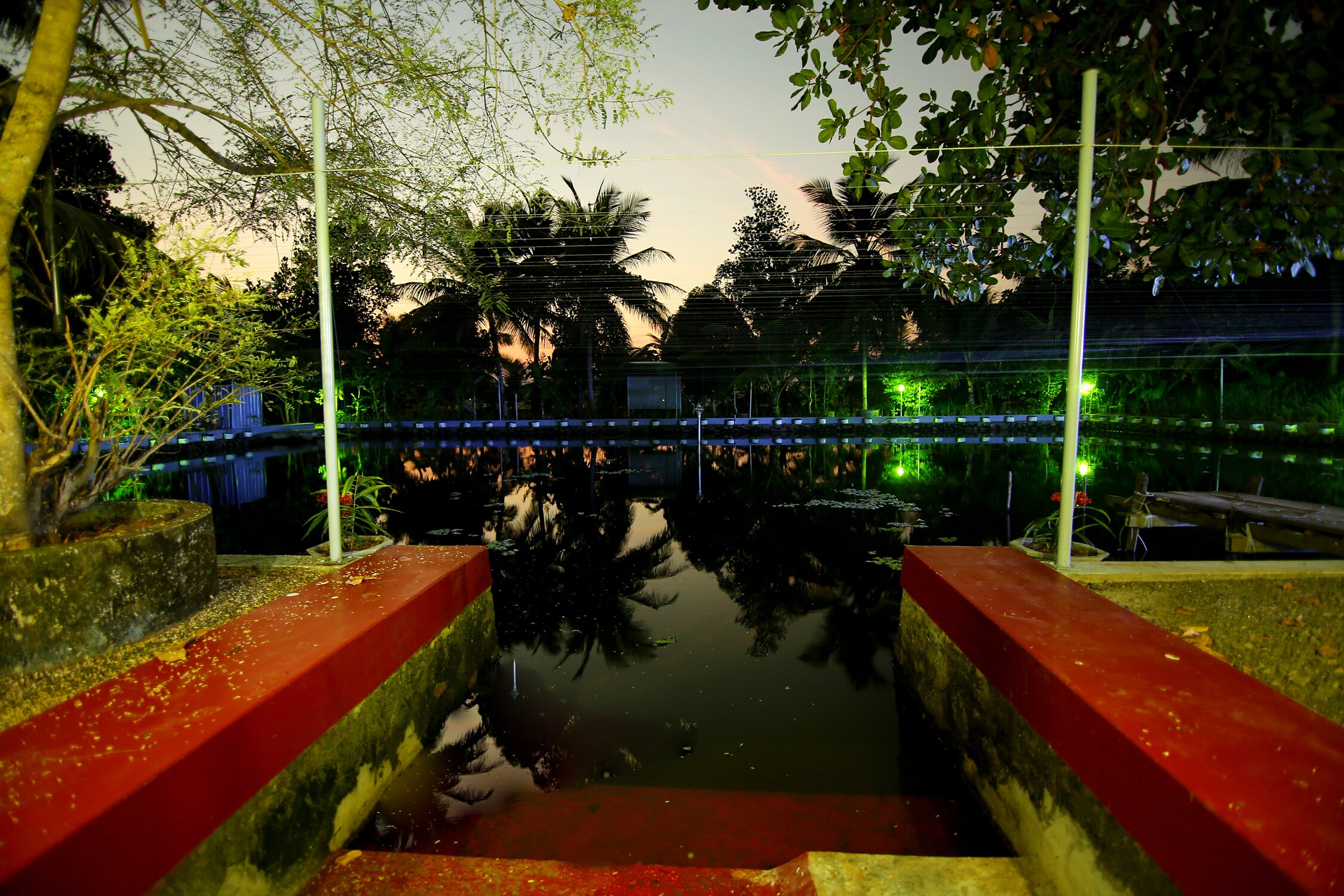 Backwater Villa - Tap to explore photos
