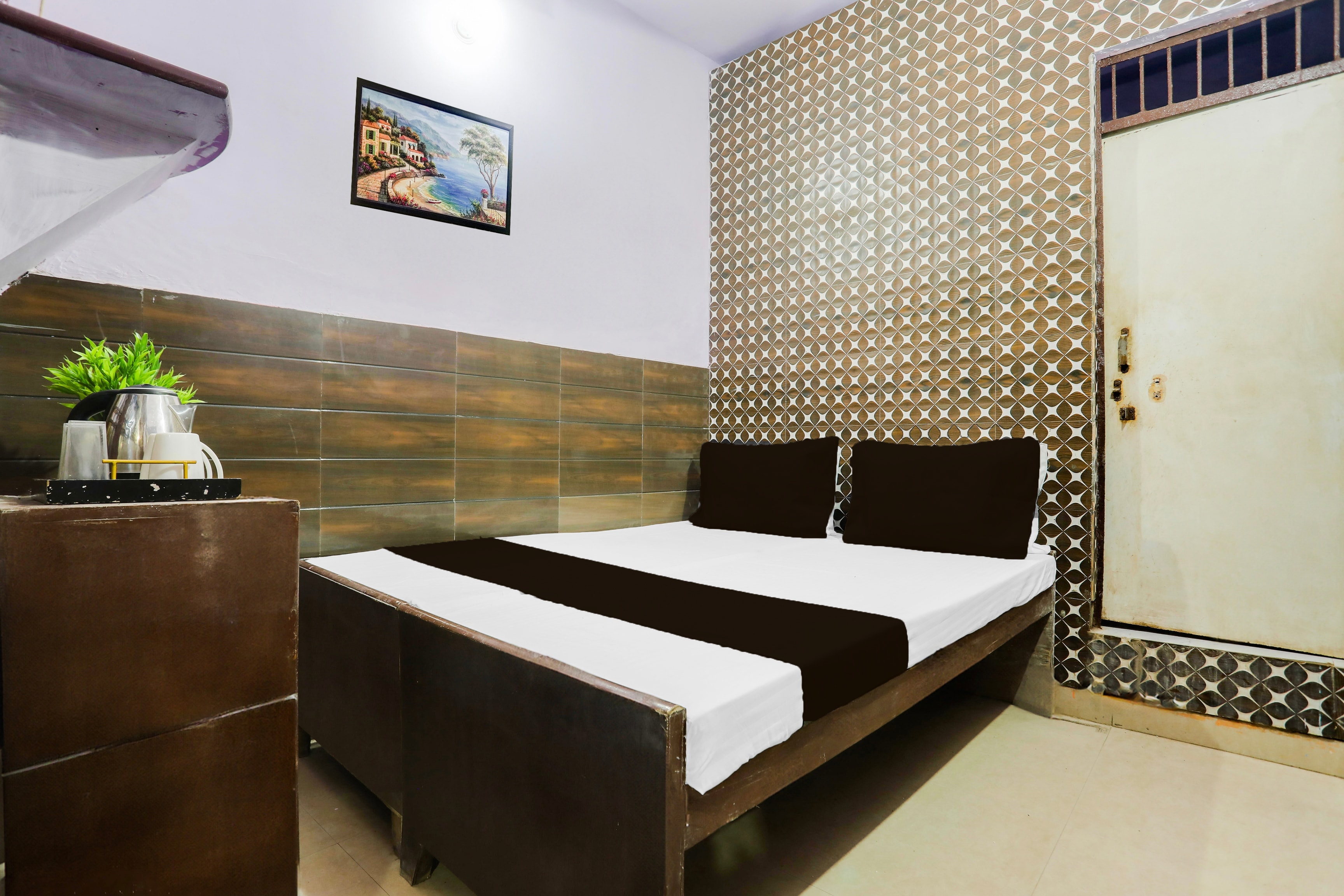 HOTEL O BALI INN - Tap to explore photos