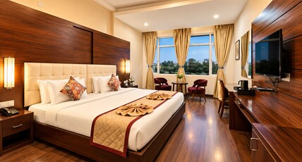 The Altruist Katra Hotel Room Type - Deluxe Room-Shrine View