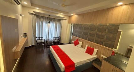 Hotel Maya International-500 Meter From Jaipur Junction Room Type - Deluxe Room