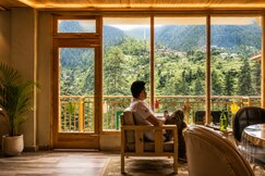 The Woodpecker Inn Jibhi