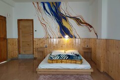 Trishul 4BR Cozy Mountain stay by Homeyhuts