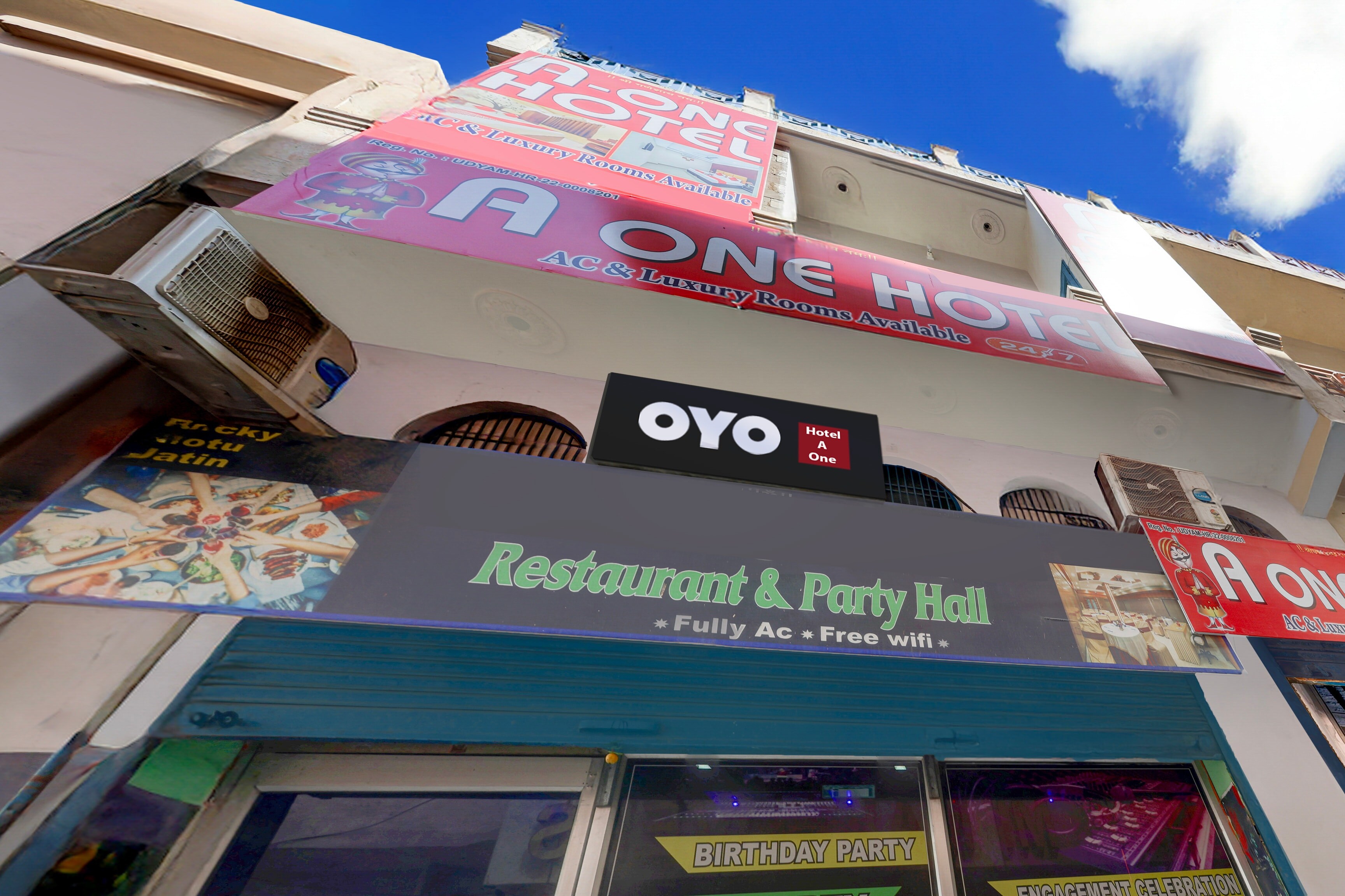 OYO 833848 A One Hotel - Tap to explore photos