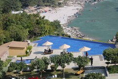ALOHA On The Ganges 2 BHK Pool and Ganga Facing 203