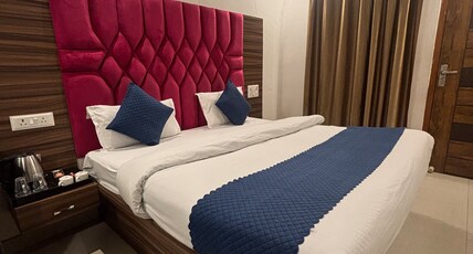 Hotel Ayodhya Heritage Grande Room Type - Deluxe Room
