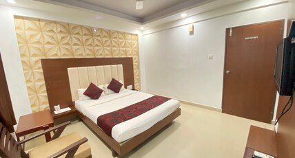 Hotel Gomti Room Type - Standard Double Bed