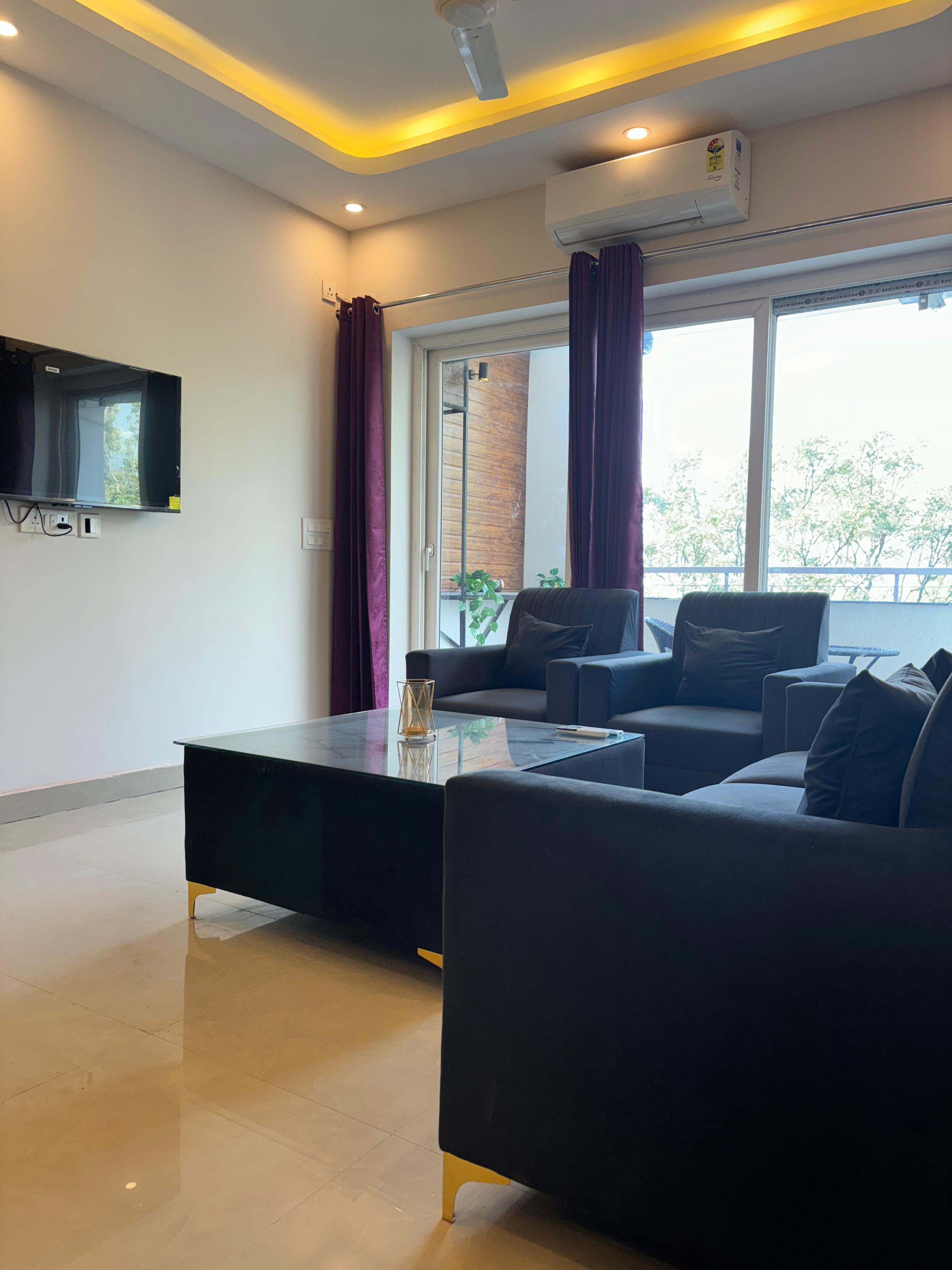 MEGA COUNTY - Tap to explore photos