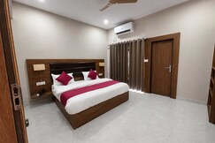 Townhouse Oak Kathghariya Road Haldwani