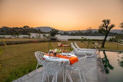 Shivaangan   Soma Estates