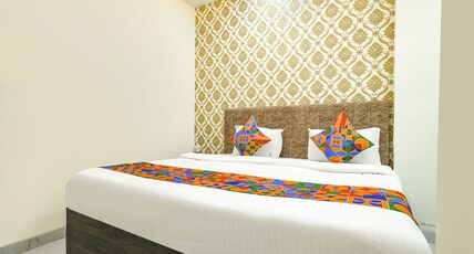 FabHotel Devs Inn Room Type - Premium Room