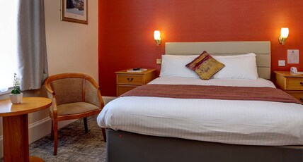 Best Western Queens Hotel Room Type - Standard Room, 1 King Bed, Non Smoking