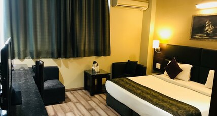 Beyond Hotel Near Max Saket Hospital Room Type - Super Deluxe