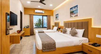 Daksh The Grand Goverdhan Dwarka Room Type - Suite Room