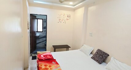 Shri Vinayak Guest House Omkareshwar Room Type - Triple Room