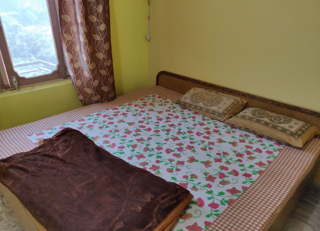 POOJA HOME STAY - Tap to explore photos