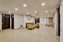 Super Townhouse Saket Residency Near Saket Metro